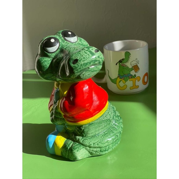 GATOR GOLF COIN BANK - Picture 1 of 5